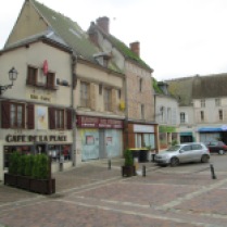 place centrale d'Illiers-Combray